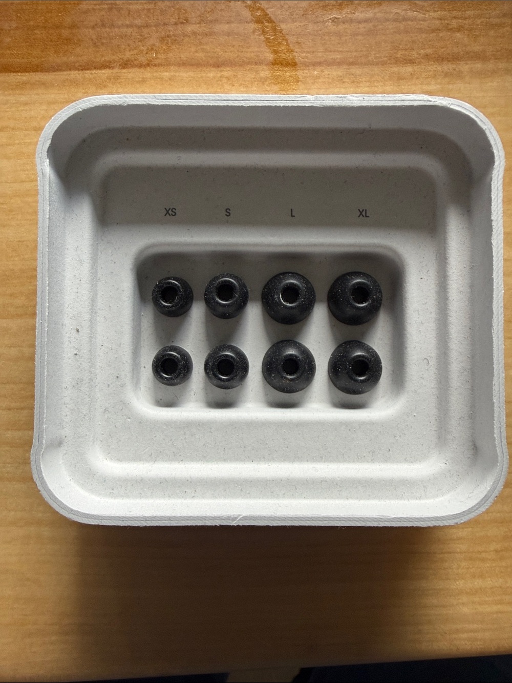 Power Beats Pro 2 - High Proformance Earbuds with charging case - Picture 4 of 4